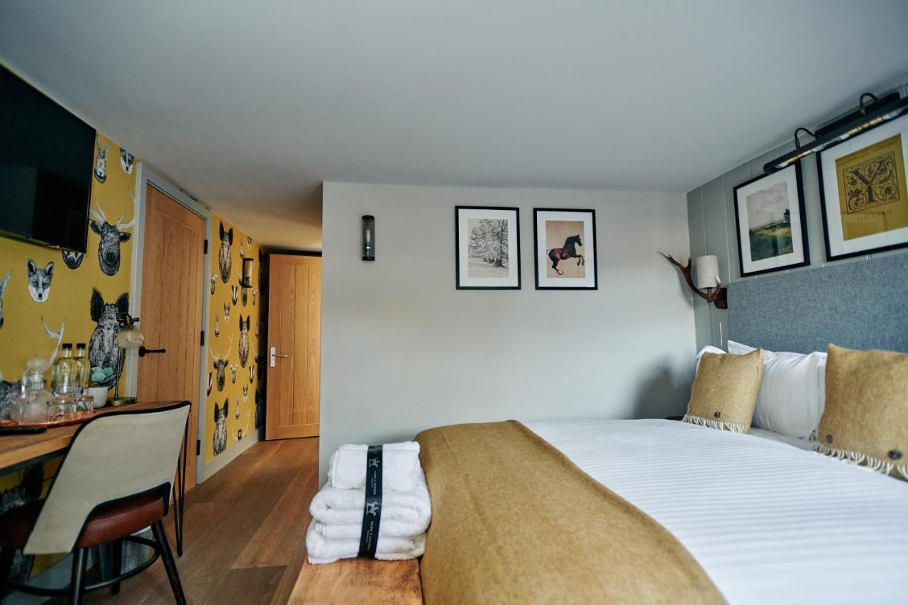 Hare And Hounds - Newbury Hotell Newbury  Exteriör bild
