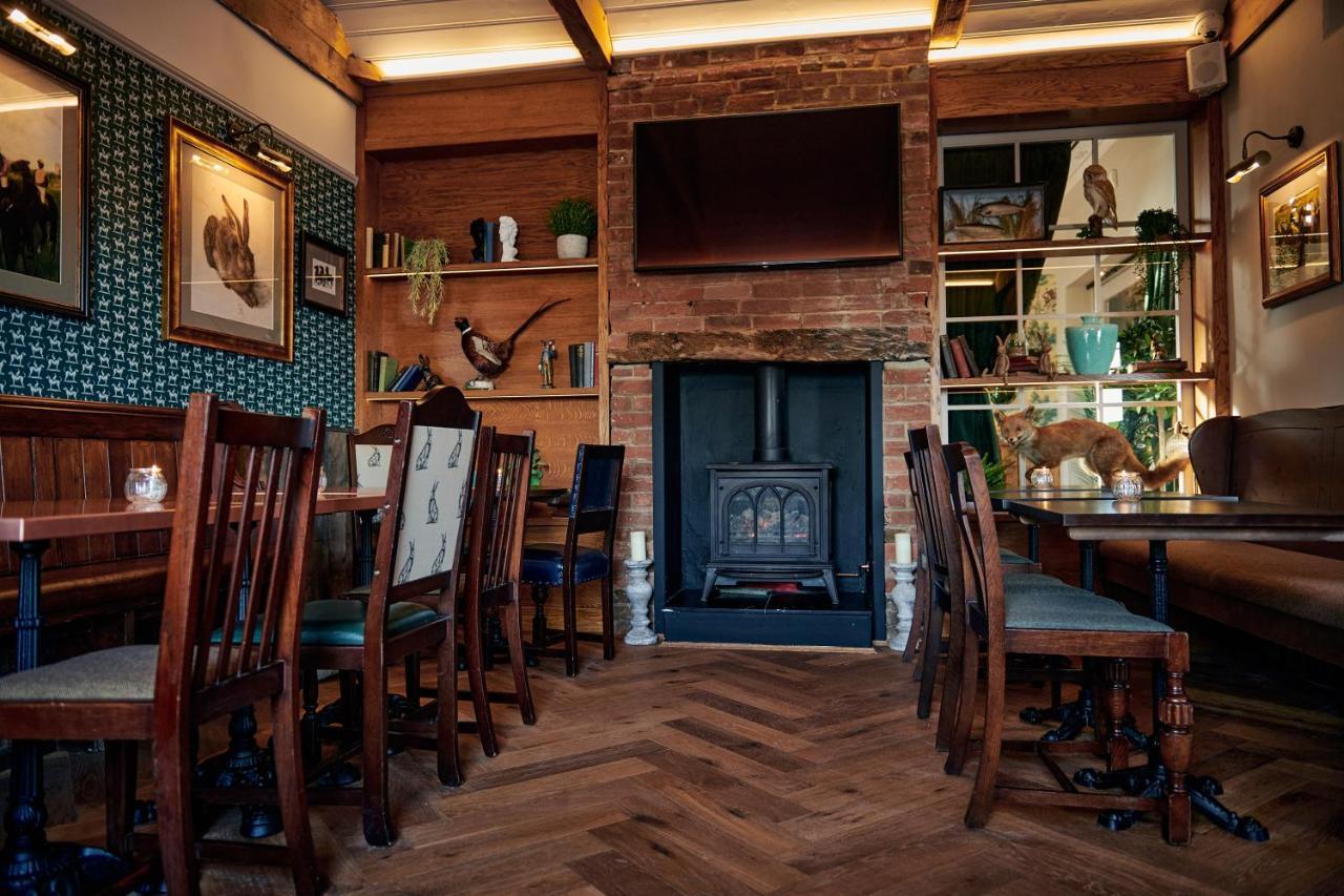 Hare And Hounds - Newbury Hotell Newbury  Exteriör bild