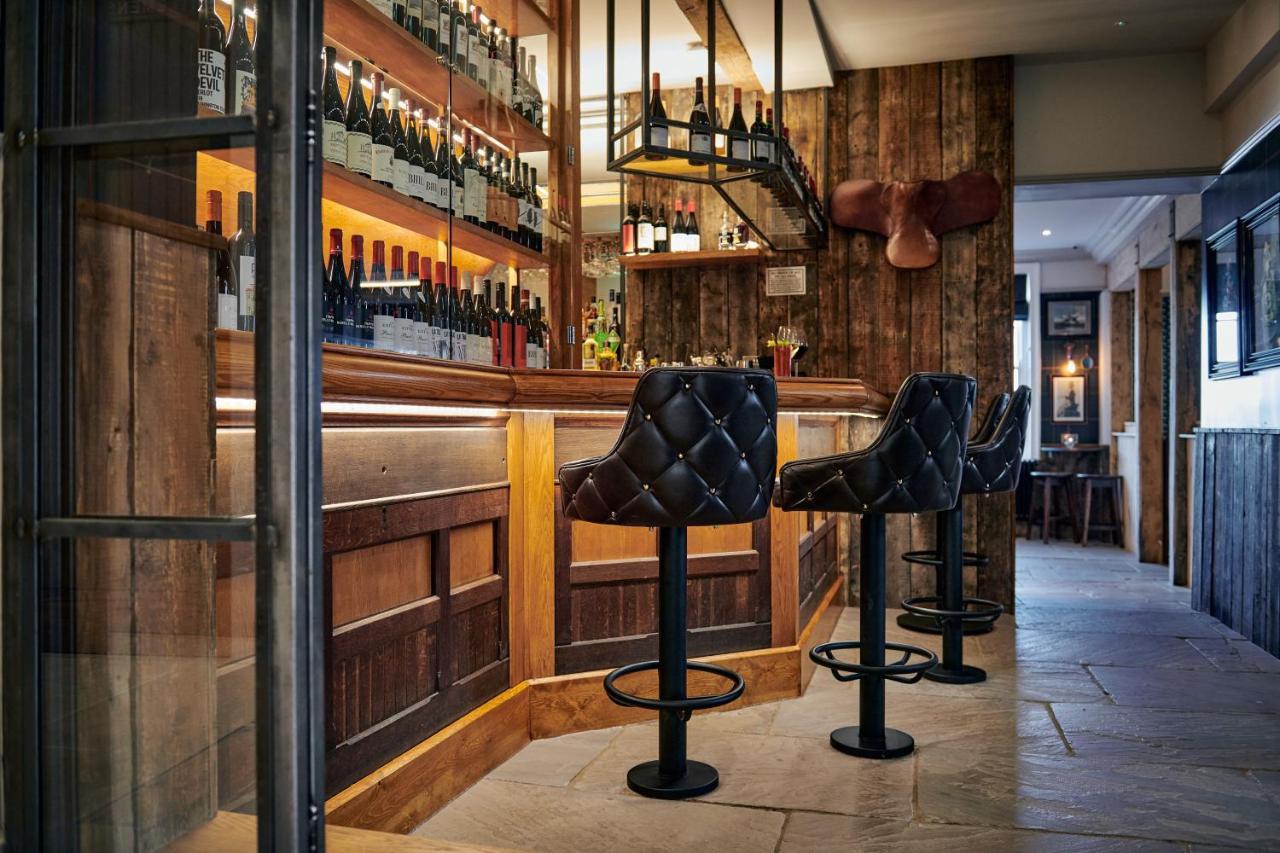 Hare And Hounds - Newbury Hotell Newbury  Exteriör bild