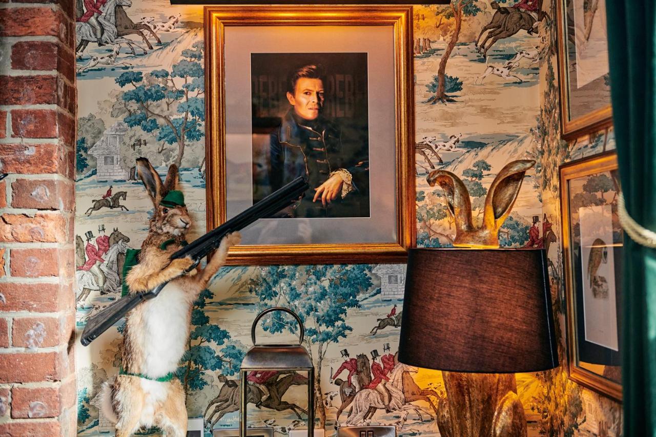 Hare And Hounds - Newbury Hotell Newbury  Exteriör bild