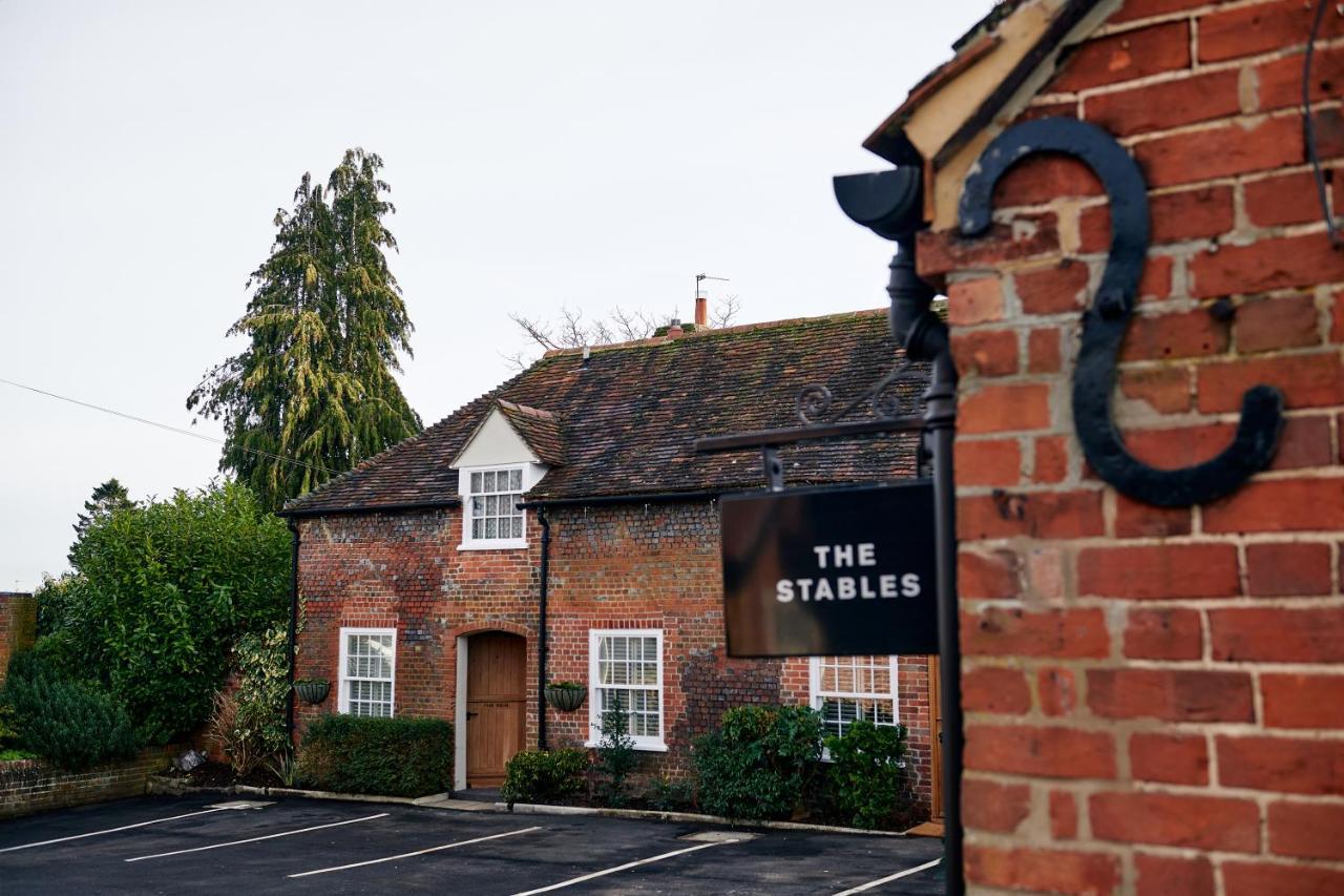 Hare And Hounds - Newbury Hotell Newbury  Exteriör bild