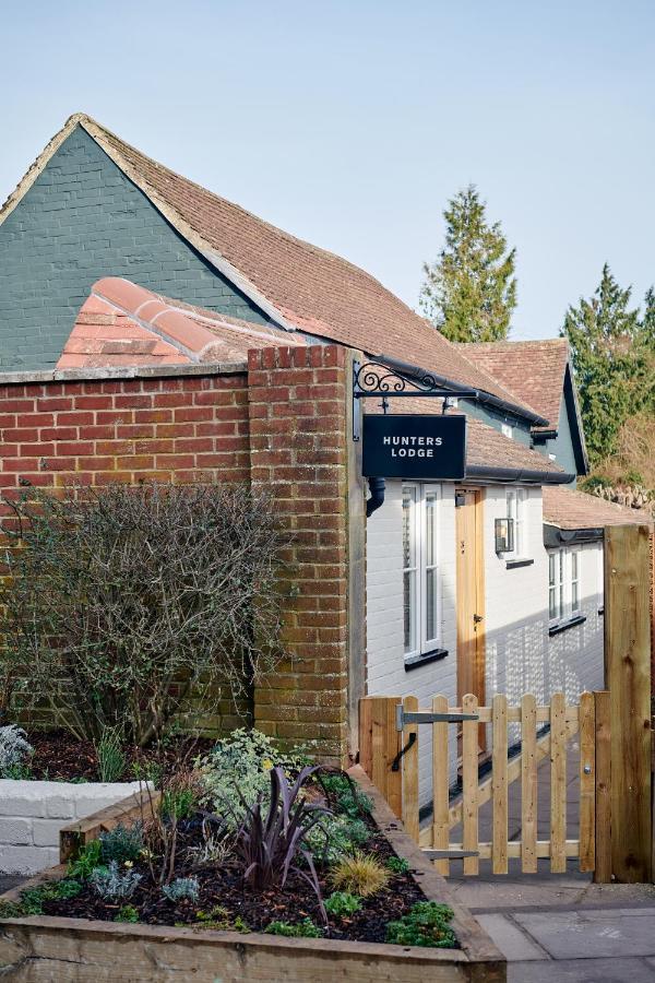 Hare And Hounds - Newbury Hotell Newbury  Exteriör bild