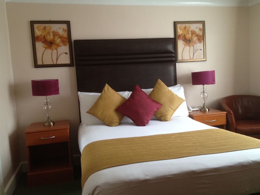 Hare And Hounds - Newbury Hotell Newbury  Exteriör bild